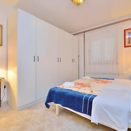 Dom wakacyjny Lovely In With Sauna *