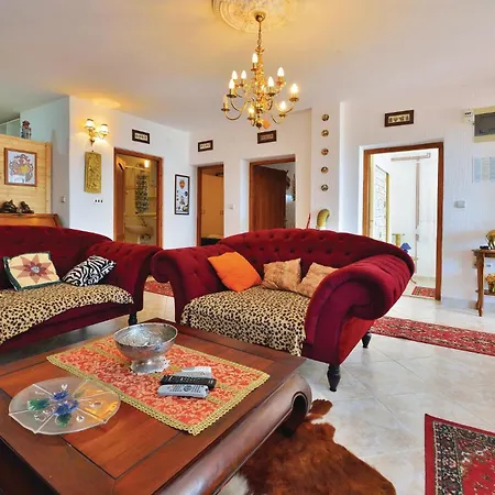Lovely In With Sauna Holiday home *