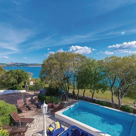 Lovely In With Sauna